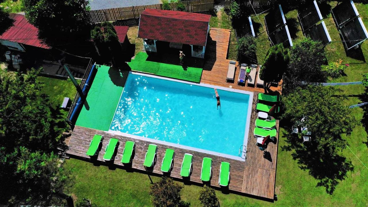 Casa Ele - Ferienwohnung Frăsinet