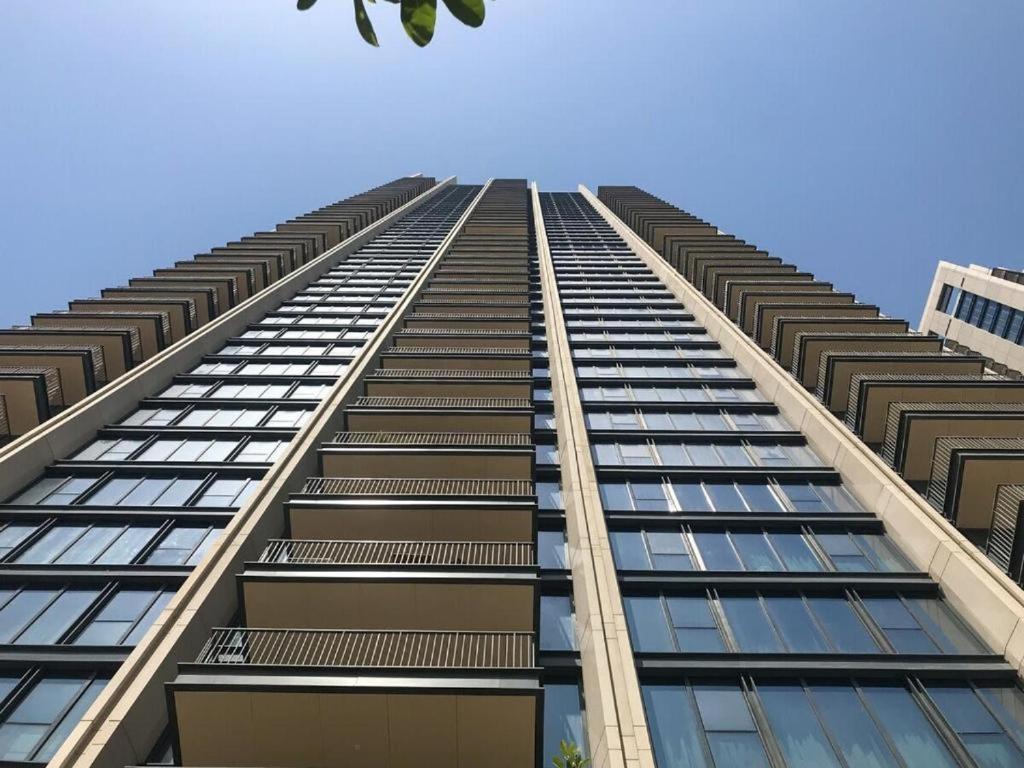 Fancy One Bedroom Apartment in Downtown Dubai By ĀYA Boutique - B&B