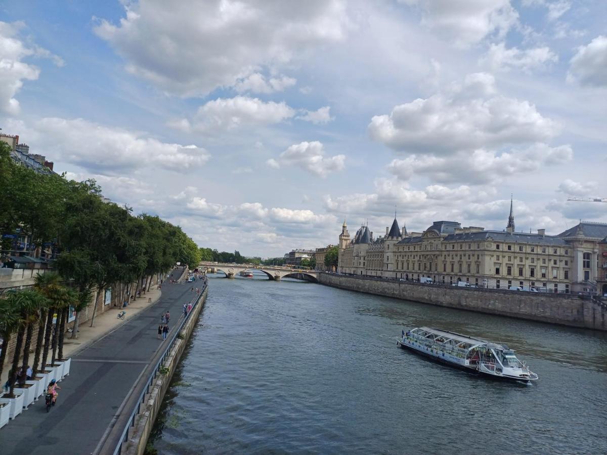 Happy Stay Paris - Suite Hotel de Ville le Marais - B&B