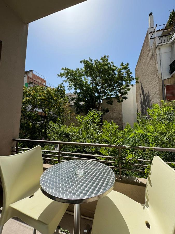Kozy Koala Apartments, n12, near Monastiraki - B&B Athens