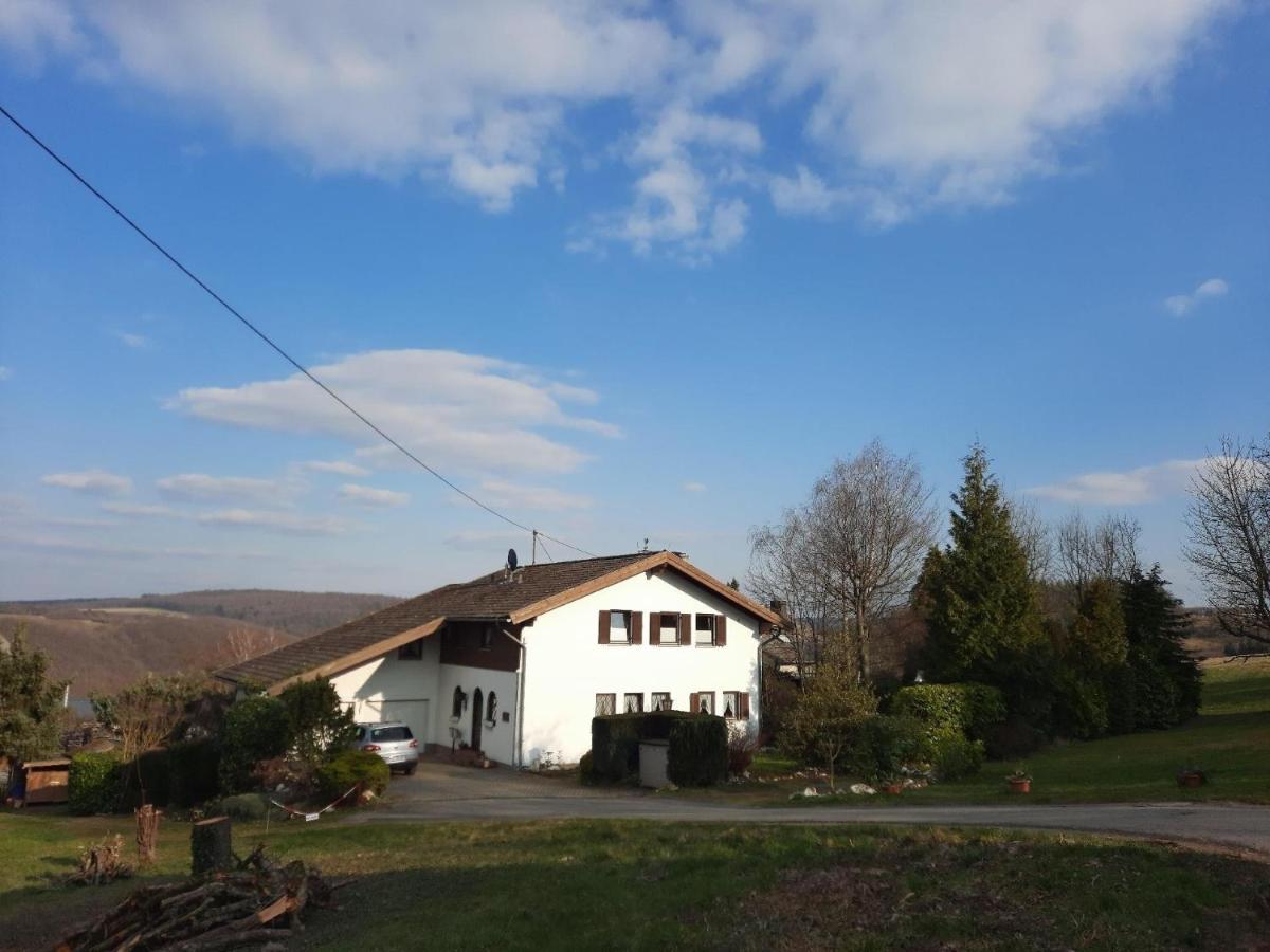 Wohnung in Starkenburg mit Kleiner Terrasse - Ferienwohnung Starkenburg