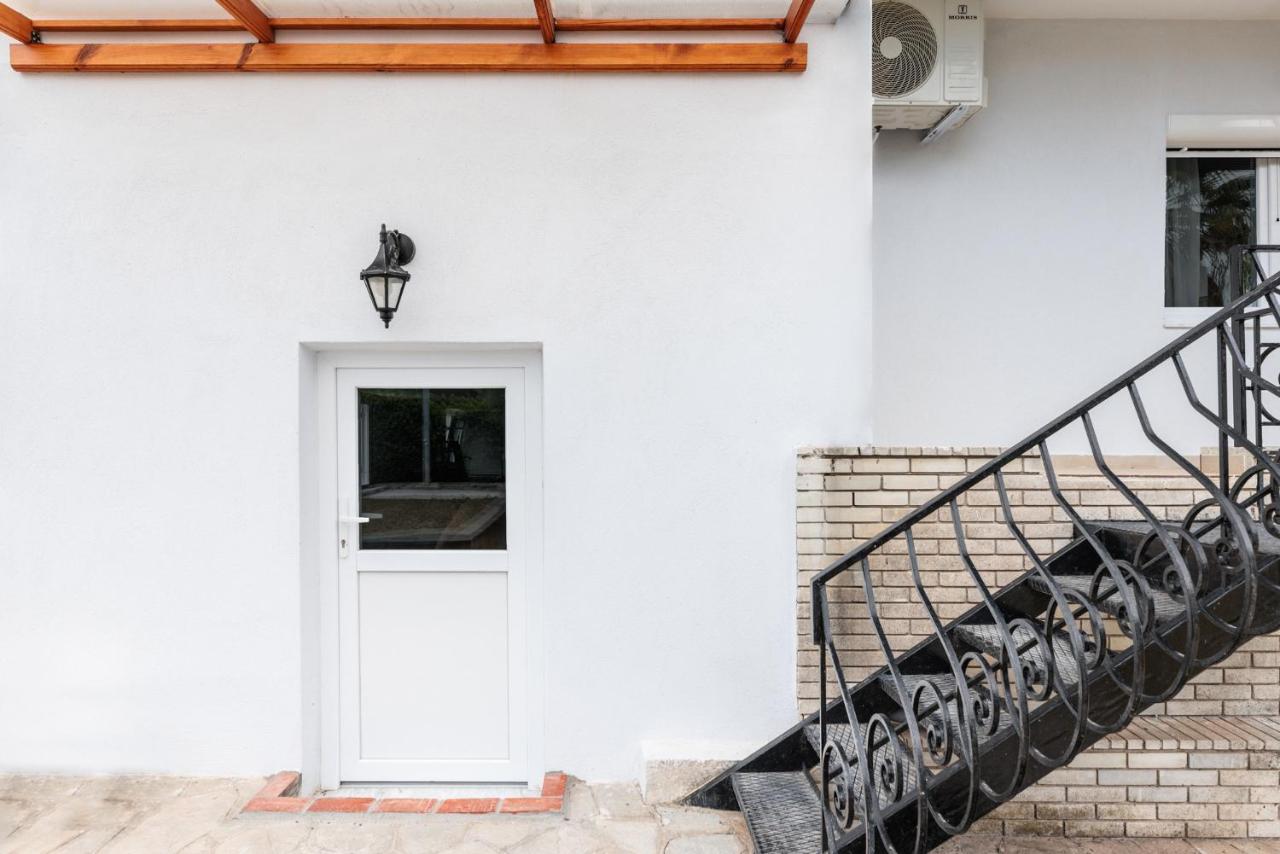 F & B Summer Collection - Nea Irakleia - Ferienwohnung Néa Irákleia