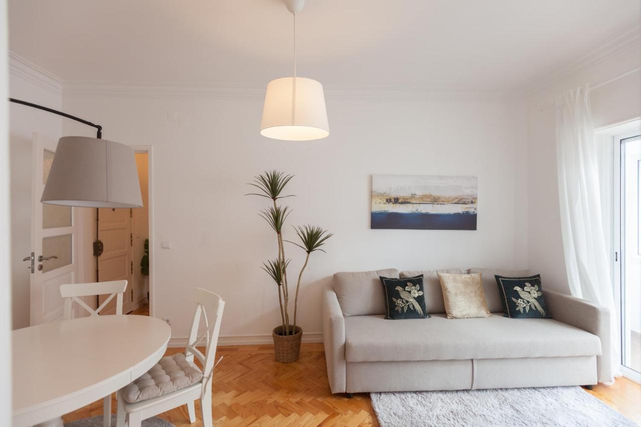 One-Bedroom Standard Apartment