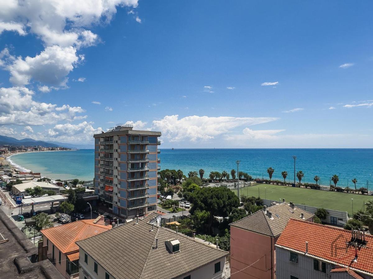 Sea View Penthouse - Free Park - WiFi - B&B Savona