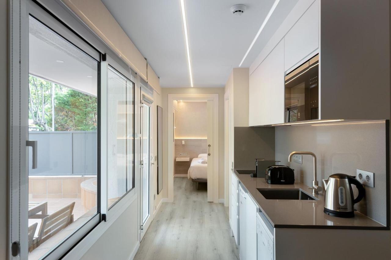 One-Bedroom Deluxe Apartment