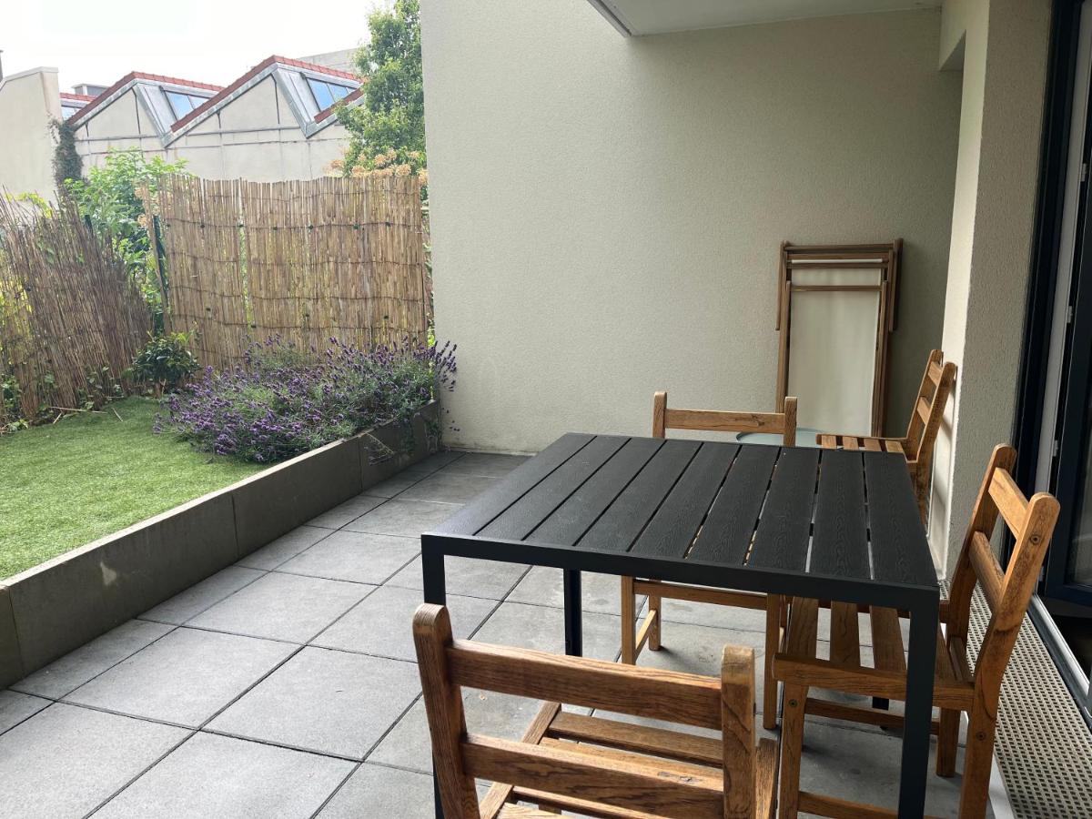 Apartment with parking close to Paris and métro - Ferienwohnung Le Pré-Saint-Gervais