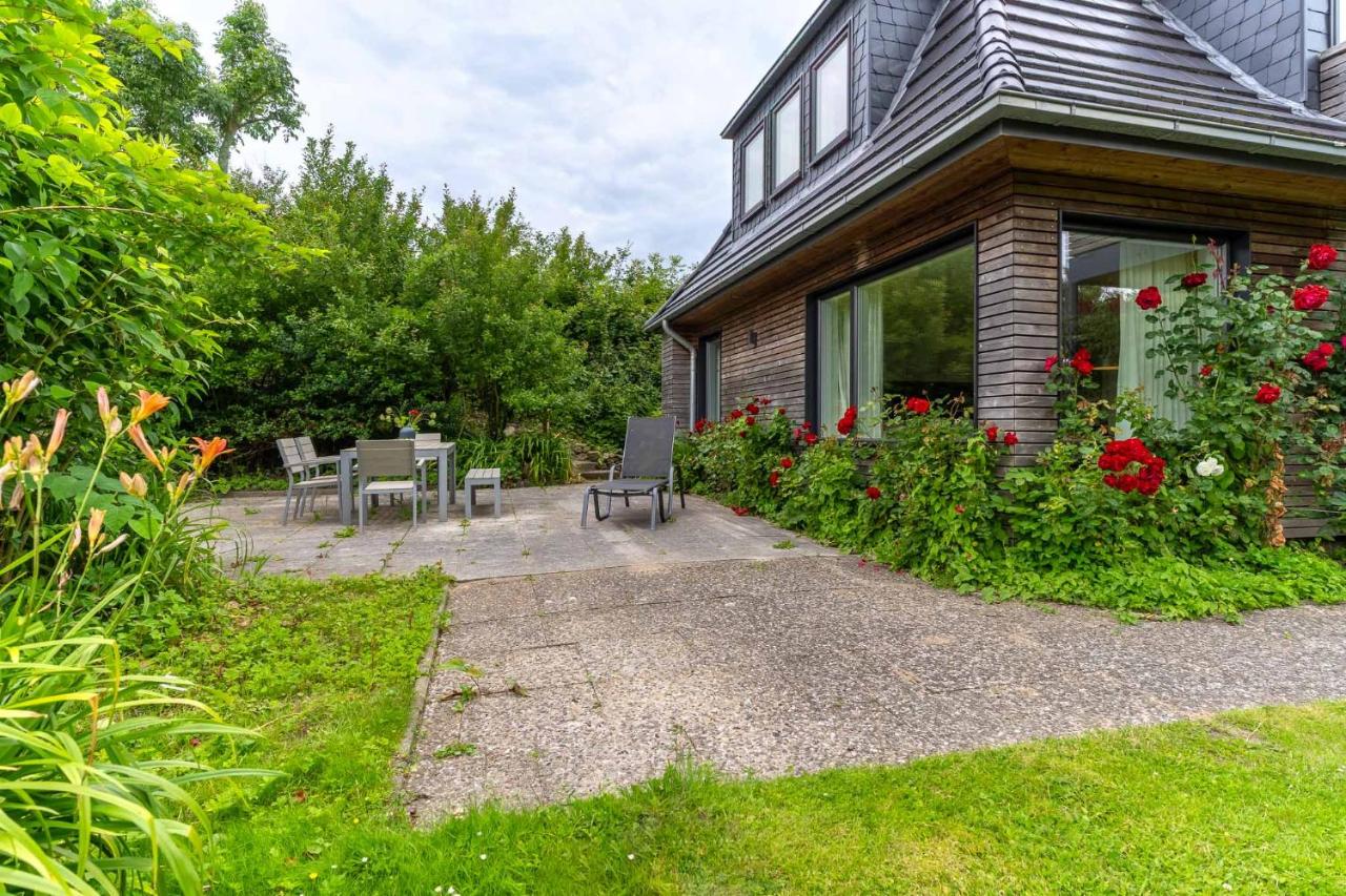 Haus Deichglück, Whg Dolly - Bed and Breakfast