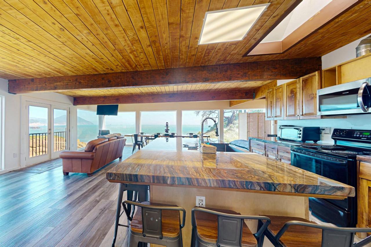Coastal Tranquility Retreat - B&B