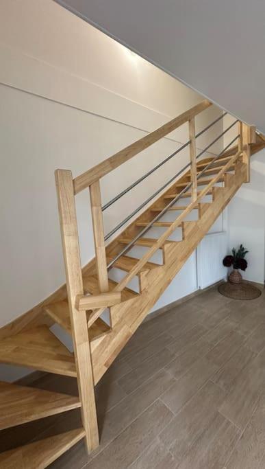 Appartamento con 3 Camere da Letto