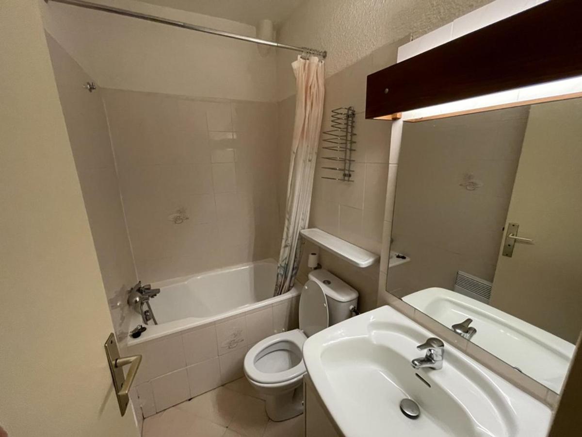 Agréable T2 au pied des pistes avec piscine estivale, parking, et animaux bienvenus - FR-1-787-31 - Ferienwohnung Laveissière
