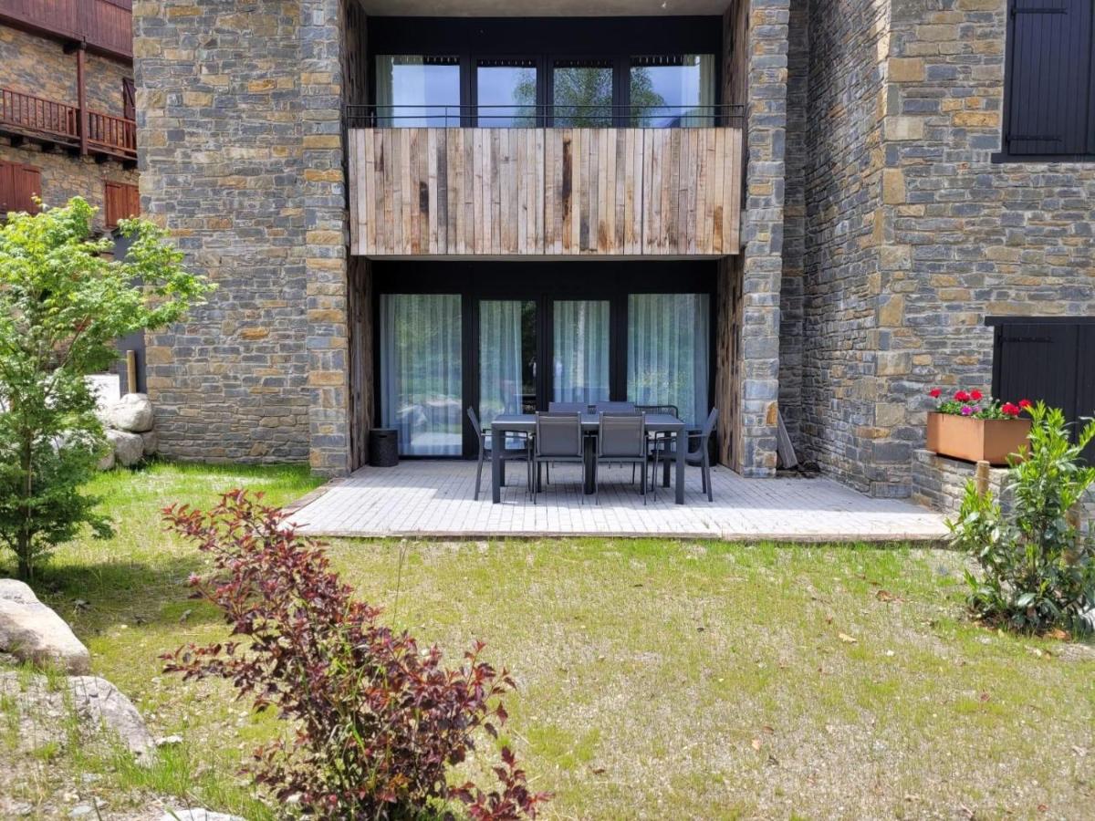 Luderna - Apartamento con jardín Marconi - Ferienwohnung Artiés