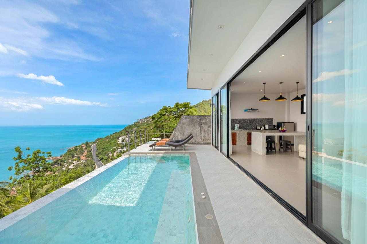 One-Bedroom Ocean View Pool Villa Suite