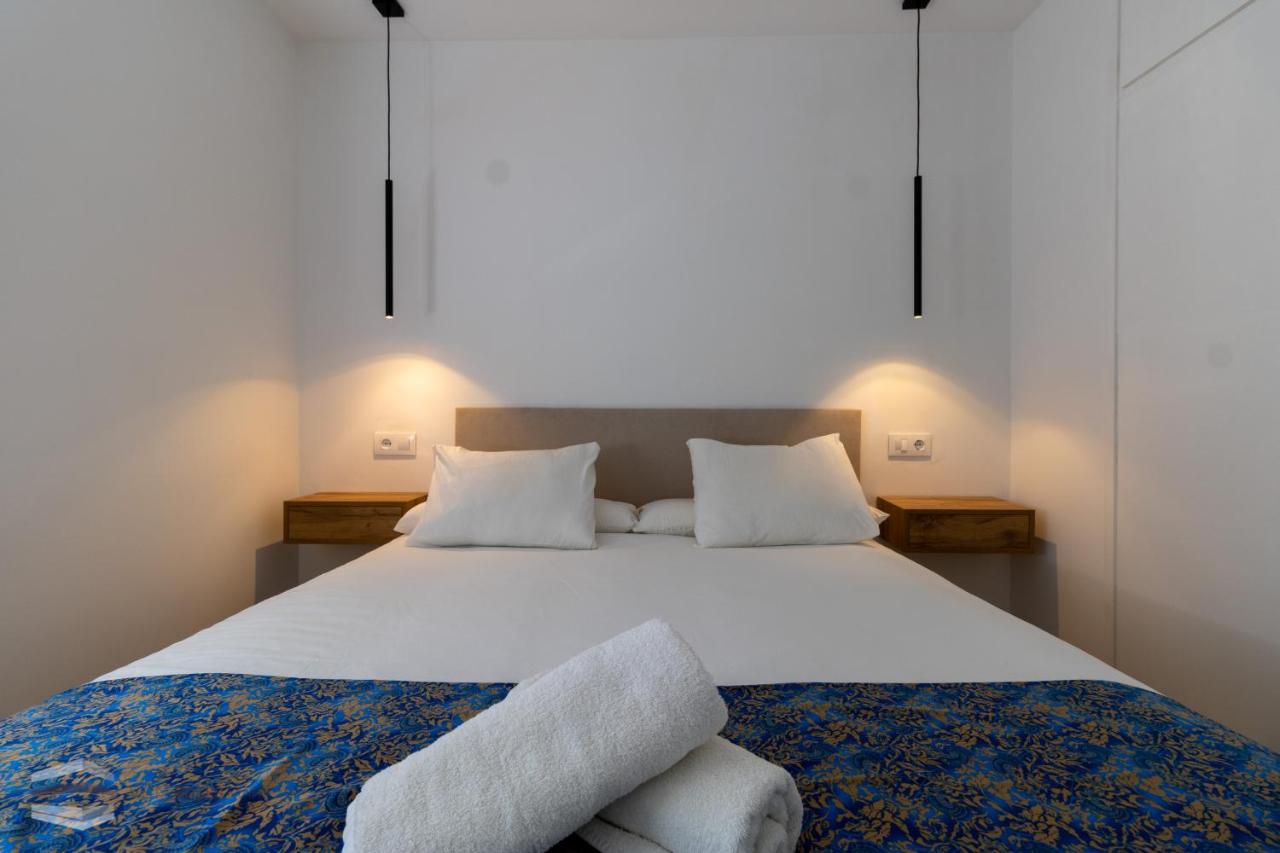Two-Bedroom Apartment with Terrace and Sea View