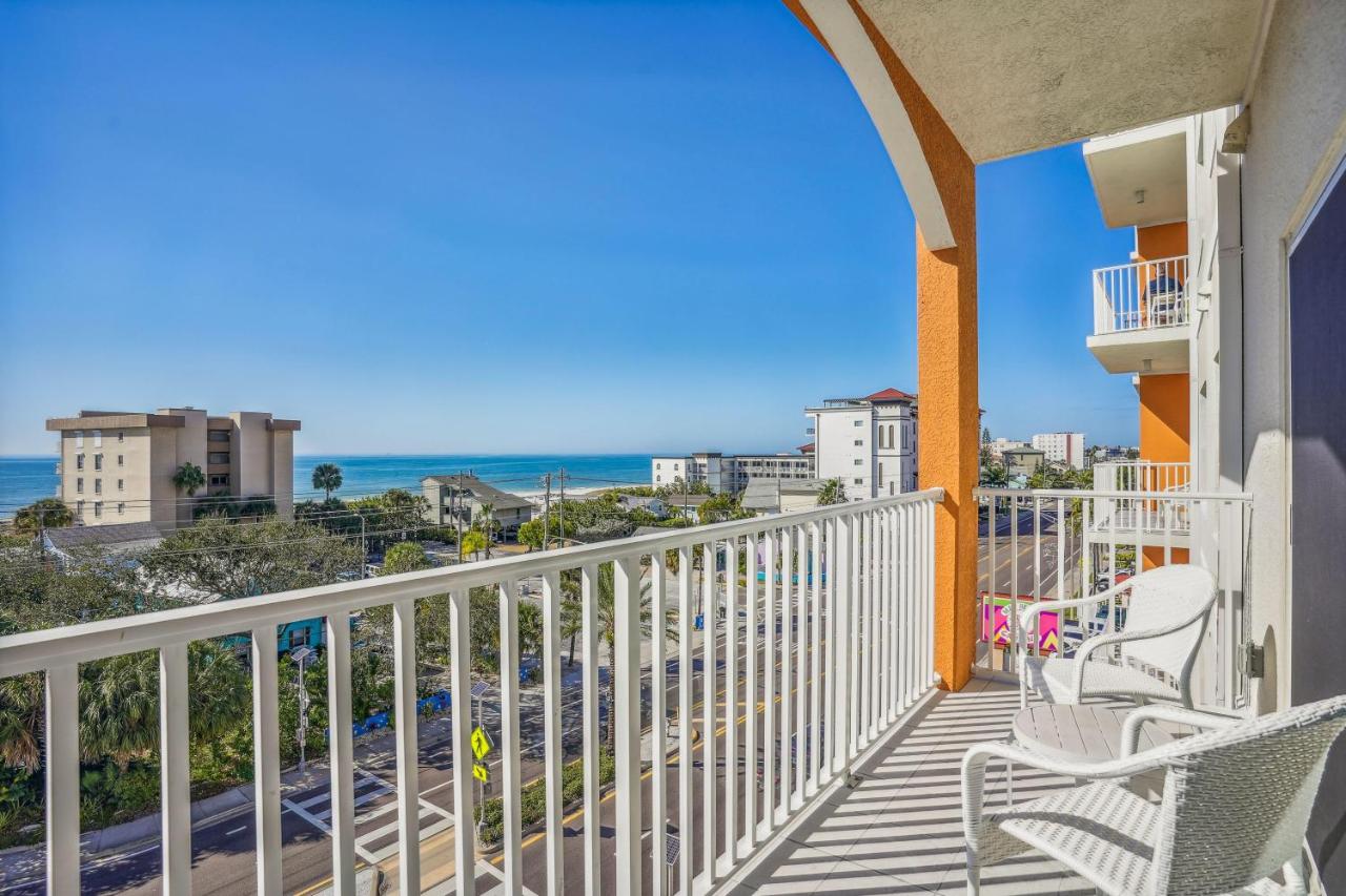 Madeira Bay Resort I 1504 - B&B St. Pete Beach