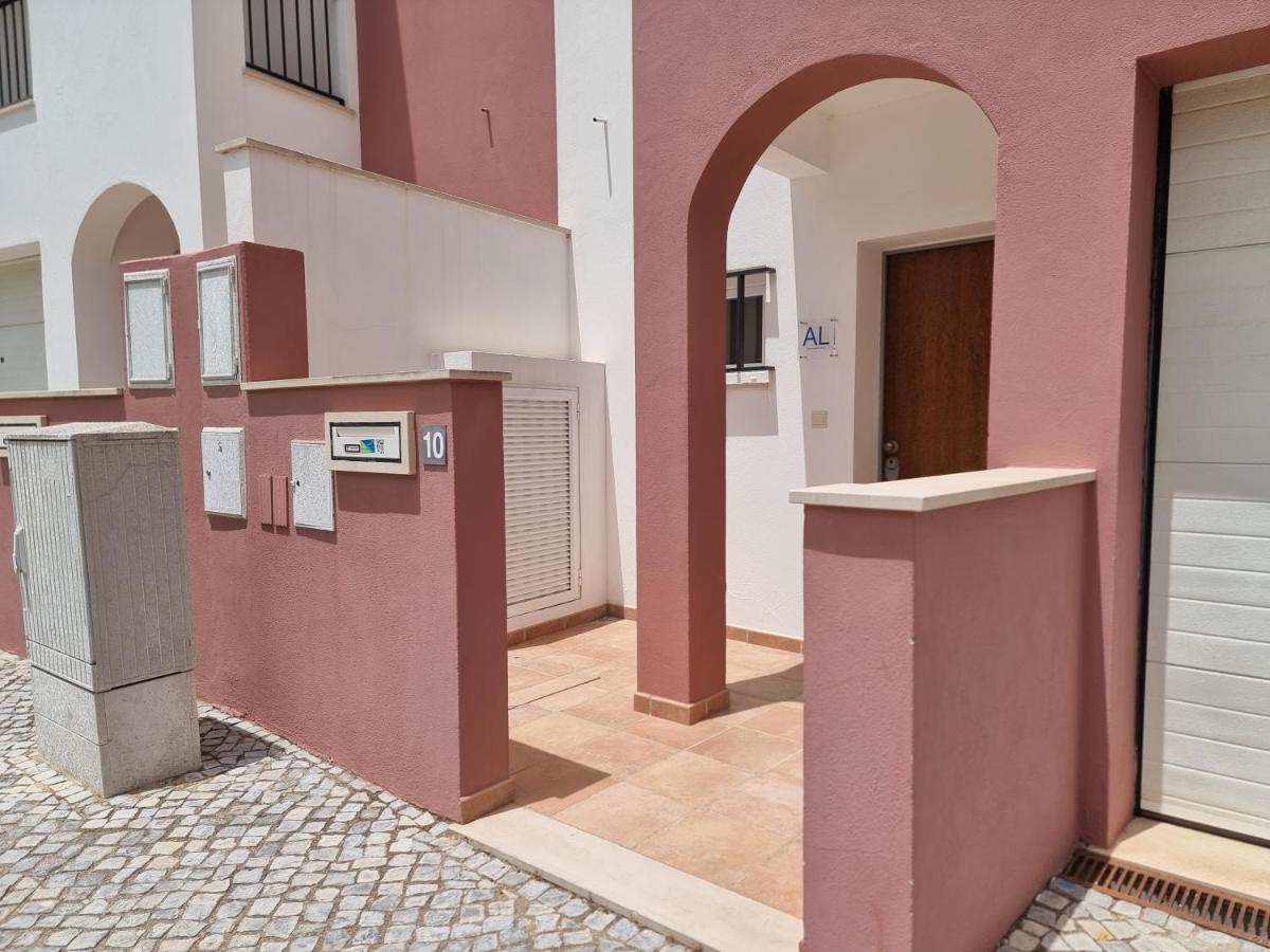 Cabanas de Tavira O Pomar Gorgeous 3 times en-suite Townhouse - B&B