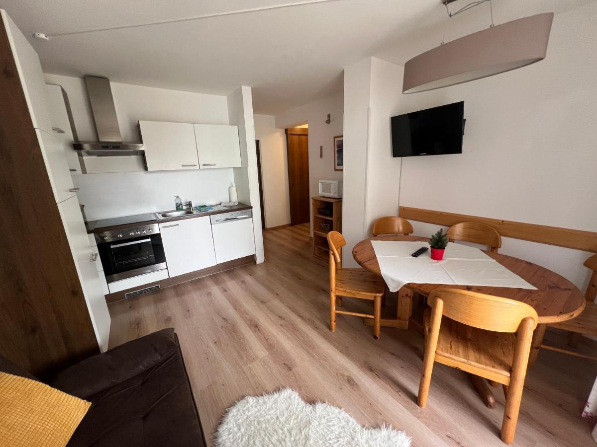 Groot Appartement met 2 Slaapkamers en een Terras