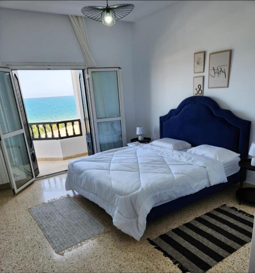 Splendid Beach View Apartment - B&B