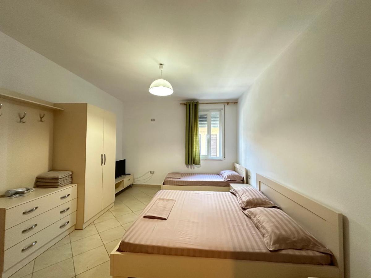 Two-Bedroom Deluxe Apartment with Garden View