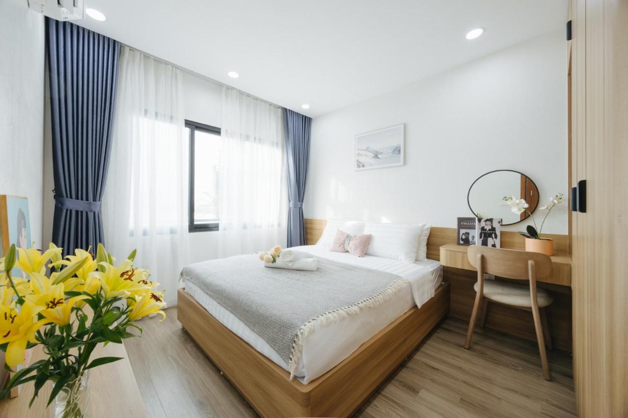 Suite with Lake View