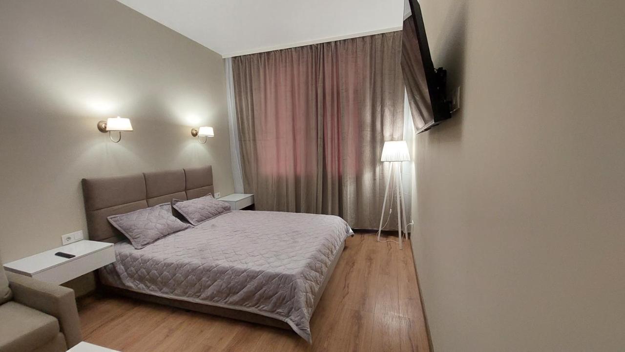 Vierbettzimmer mit Balkon