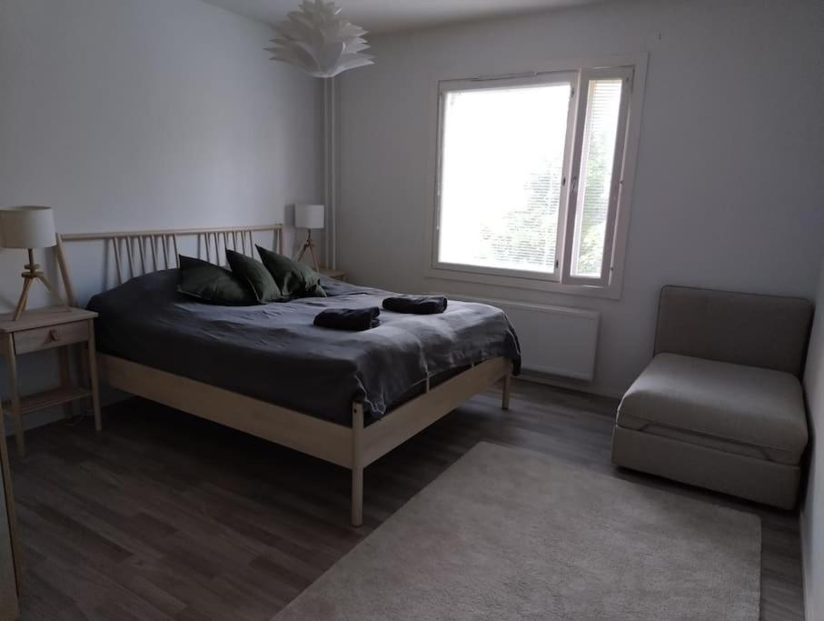 Family Apartment with Parking - Ferienwohnung