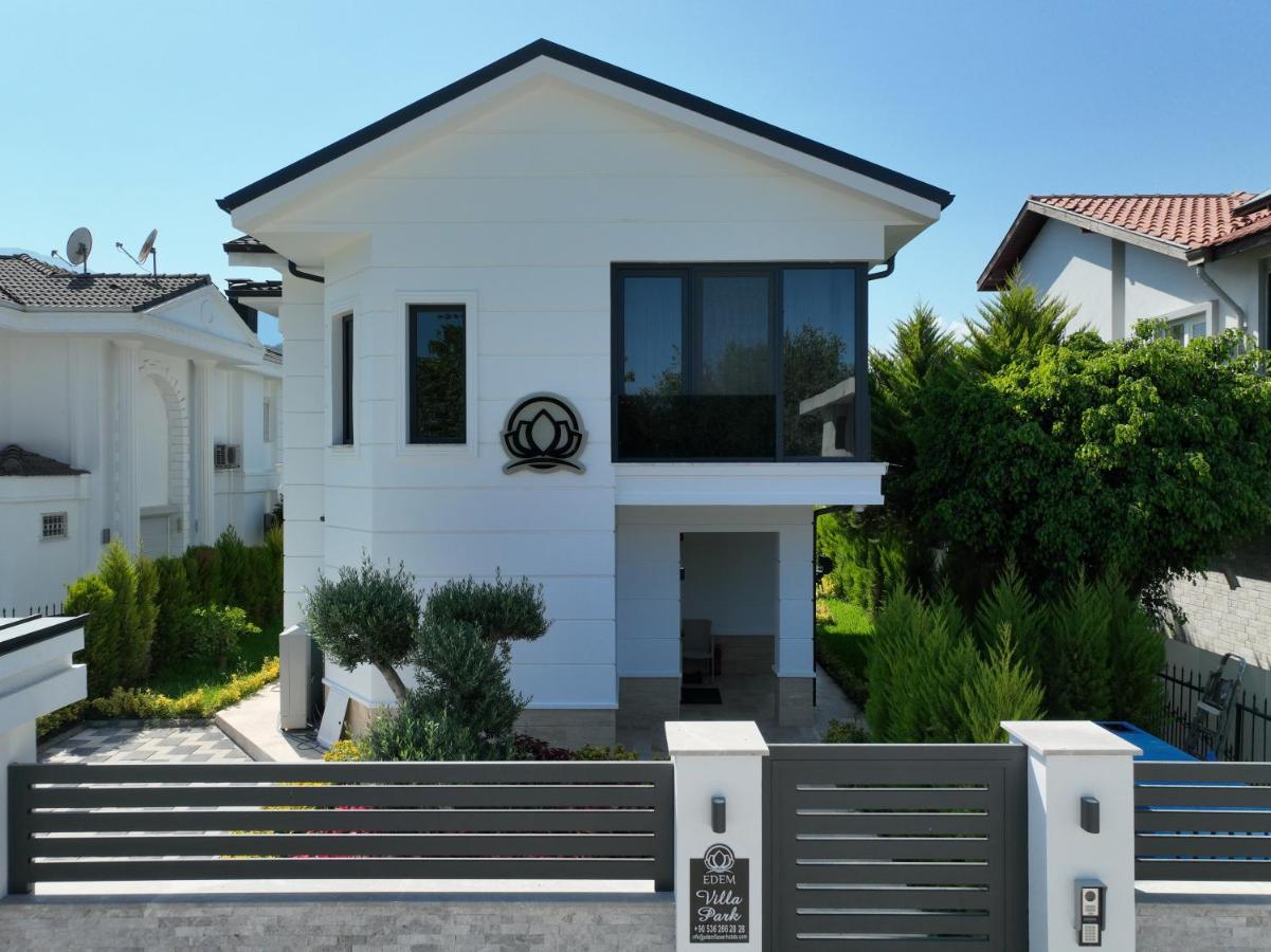 Edem Villa Park - Ferienwohnung