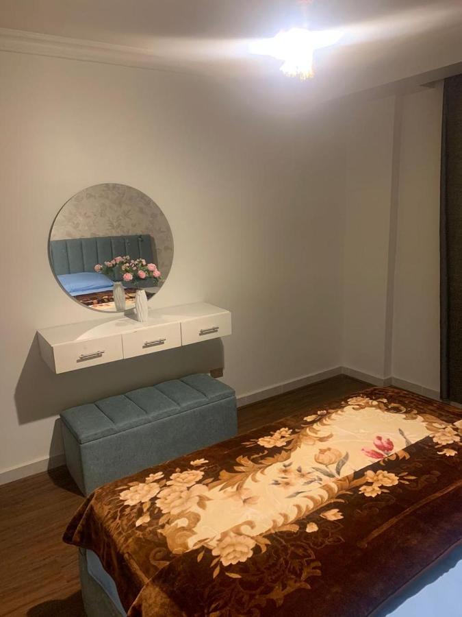 Appartamento con 3 Camere da Letto