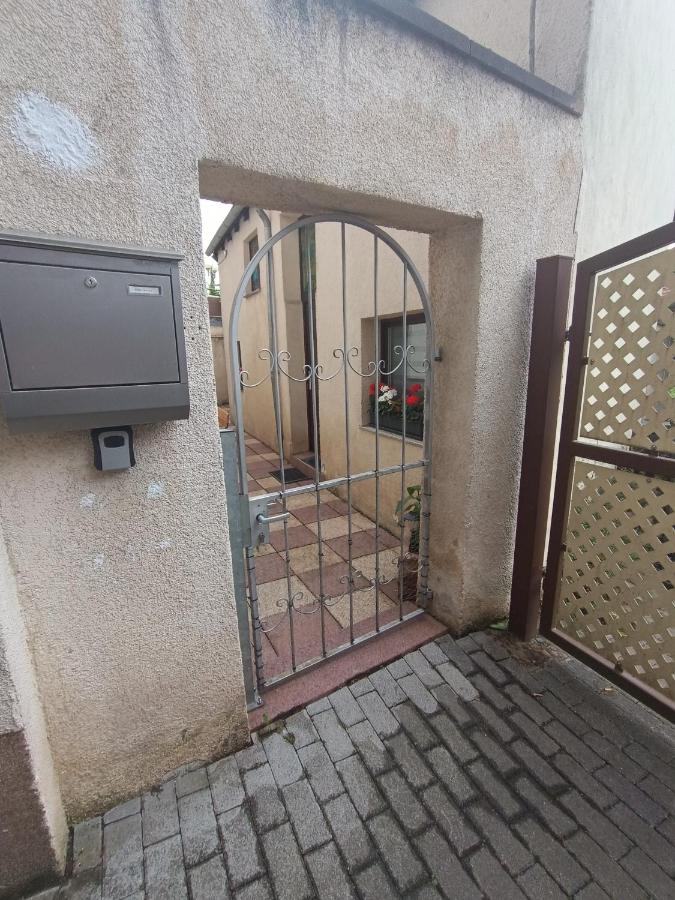 Ferienwohnung-Haus Saarbrücken - B&B