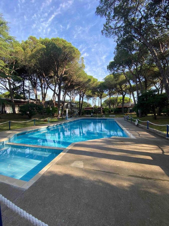 Duna Romantica nella pineta con piscina e parcheggio - Chambres d’hôtes Lignano Sabbiadoro