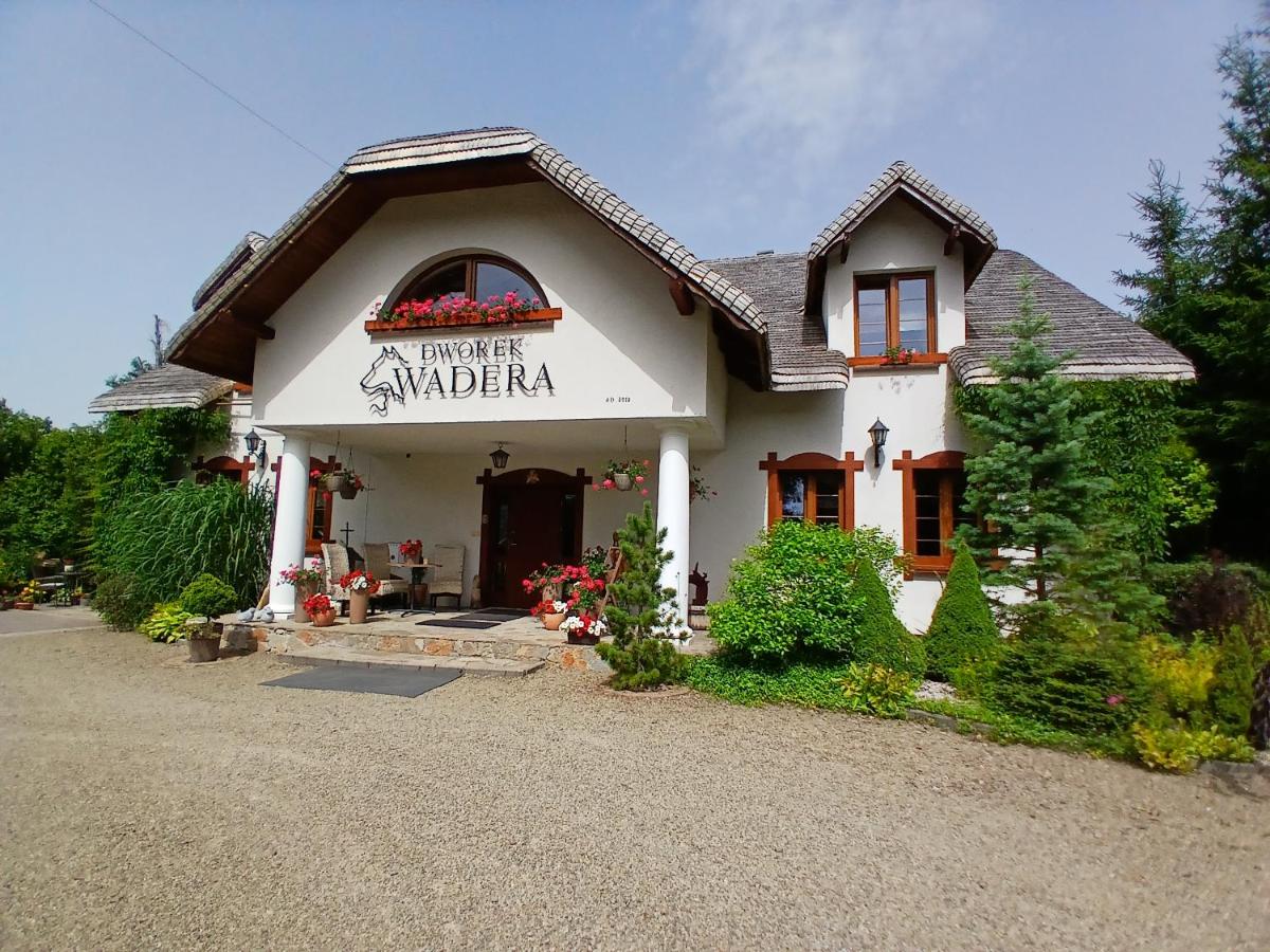 Dworek Wadera - B&B