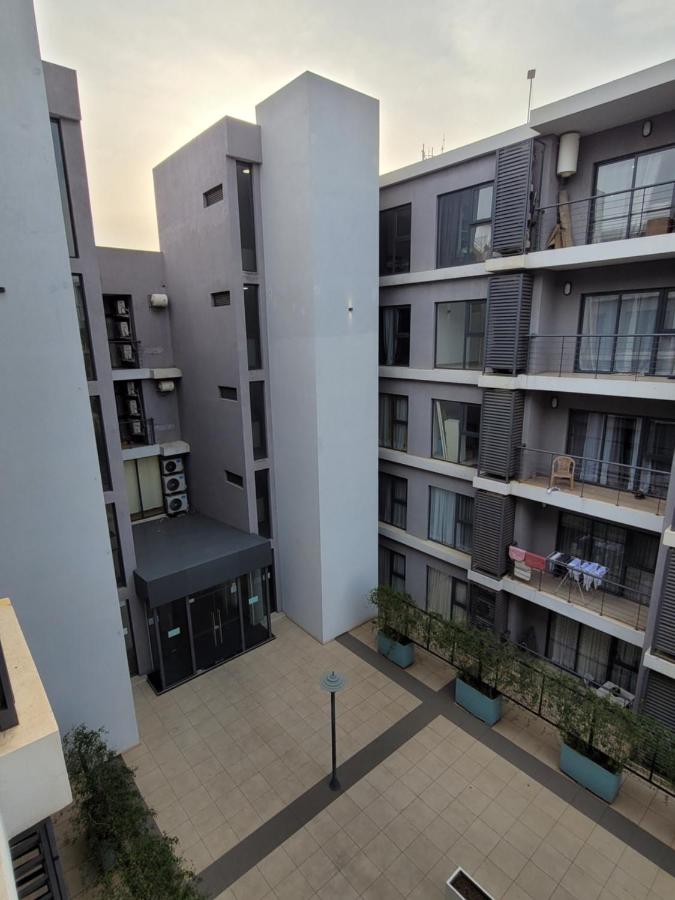 Rich luxury studio at riviera residence - B&B Accra