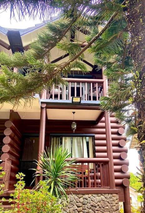 Rustic Log Cabin in Tagaytay - Chambres d’hôtes