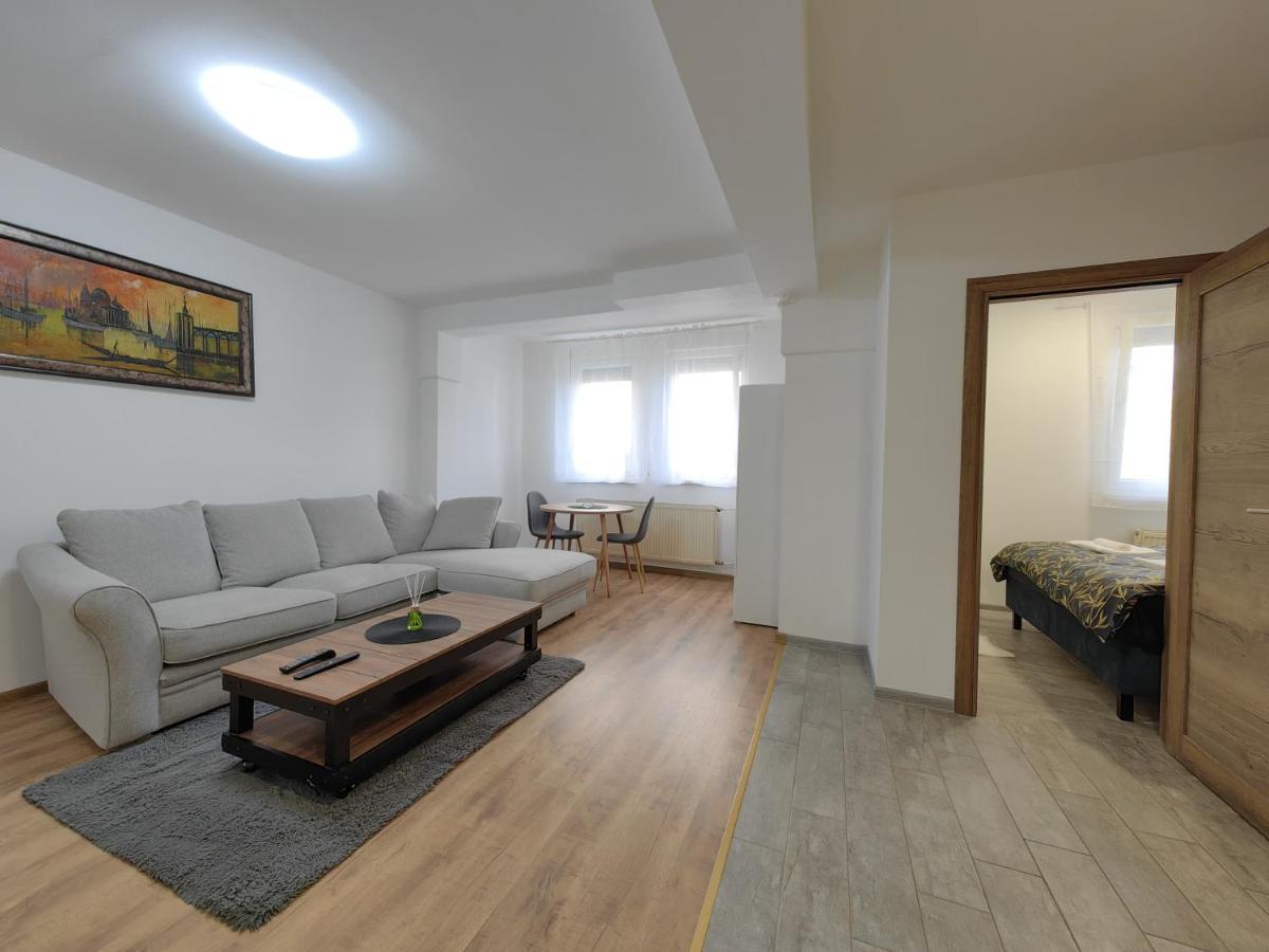 Forest apartment - B&B Mirijevo
