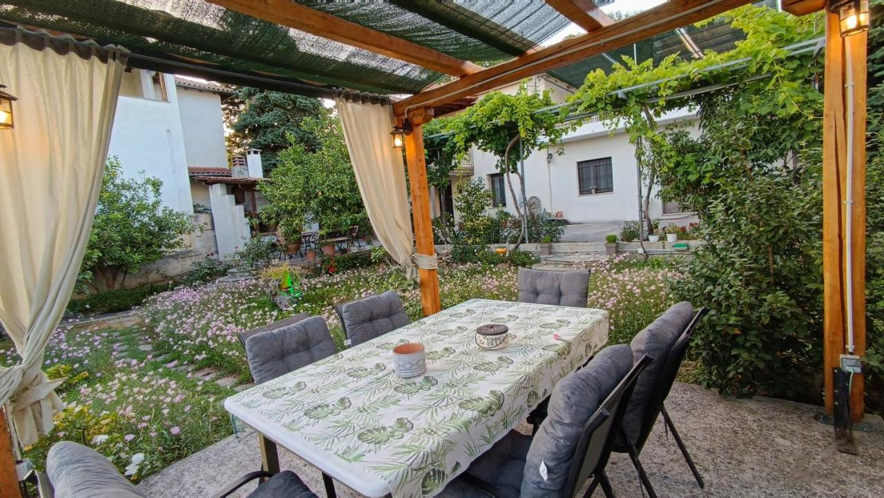 Mikros Paradisos Pelion - B&B