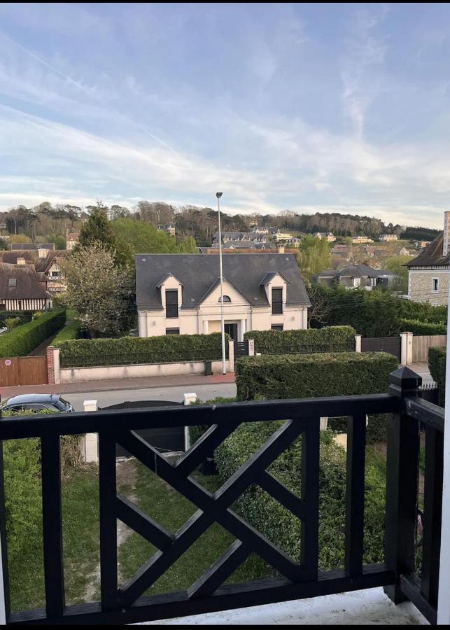 Villa grand jardin Deauville Centre 800 m plage - Ferienwohnung