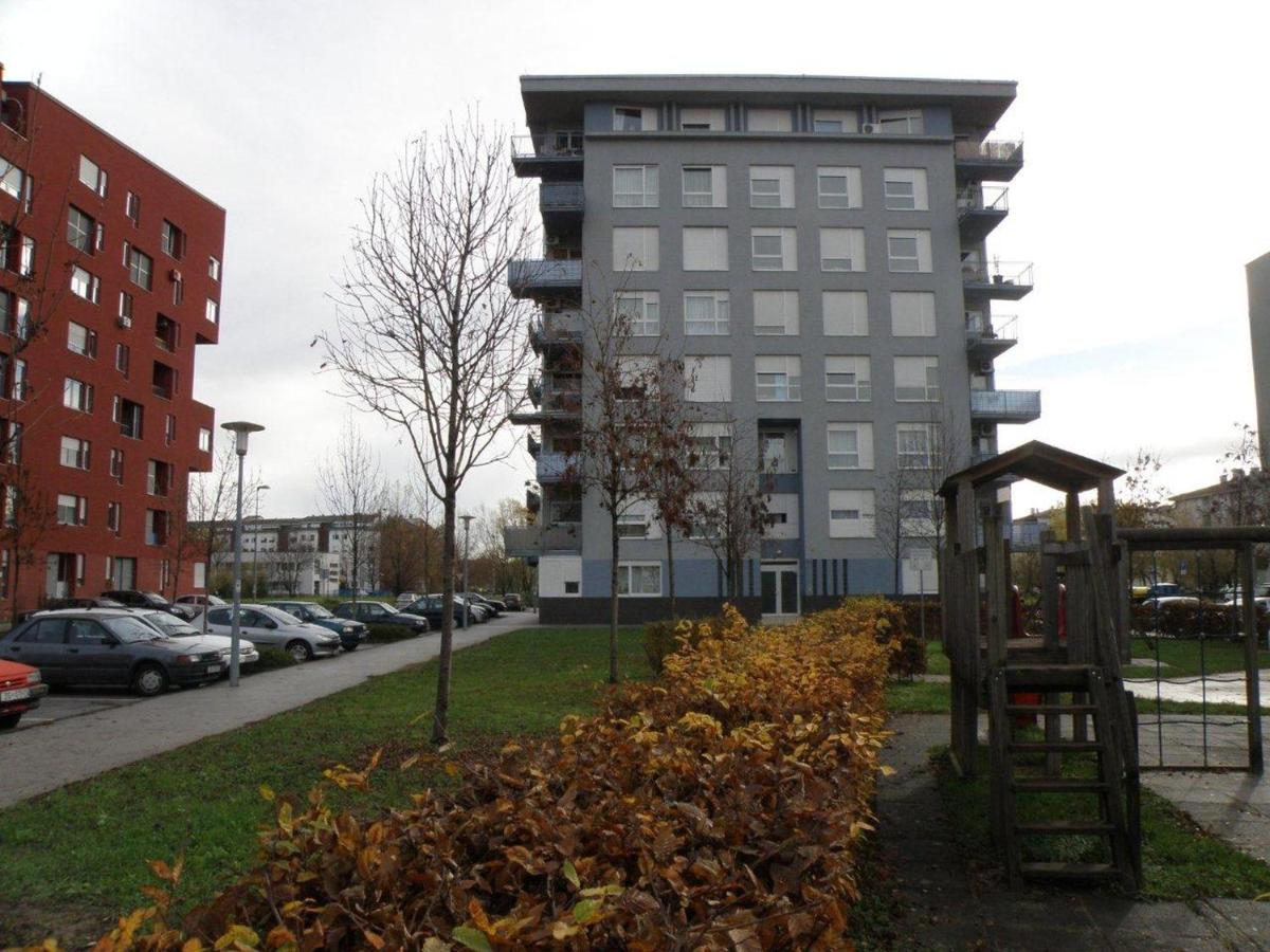 Prestige Apartman Zagreb - Ferienwohnung
