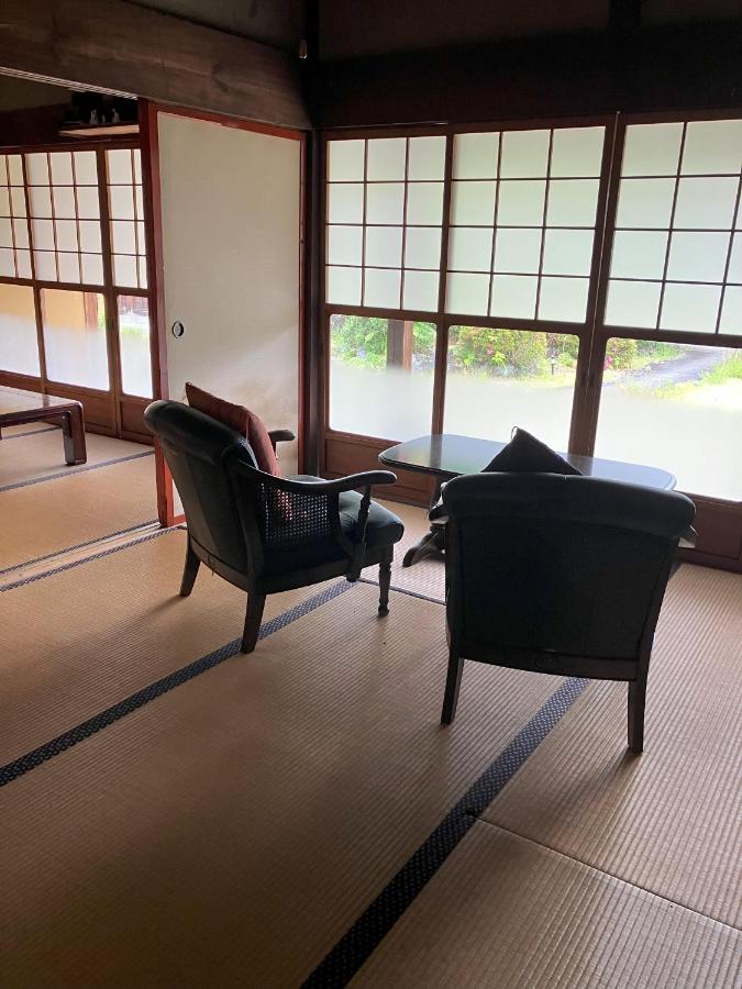 Japanese-Style Room
