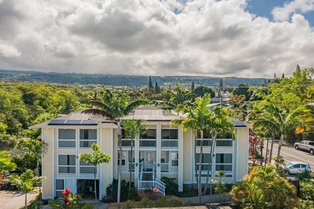 Kona Penthouse 2 Bedroom, Relax and Unwind Aloha Style - B&B