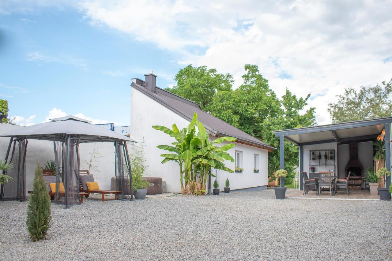 GoodLife Holiday House - Family & Friends - Chambres d’hôtes