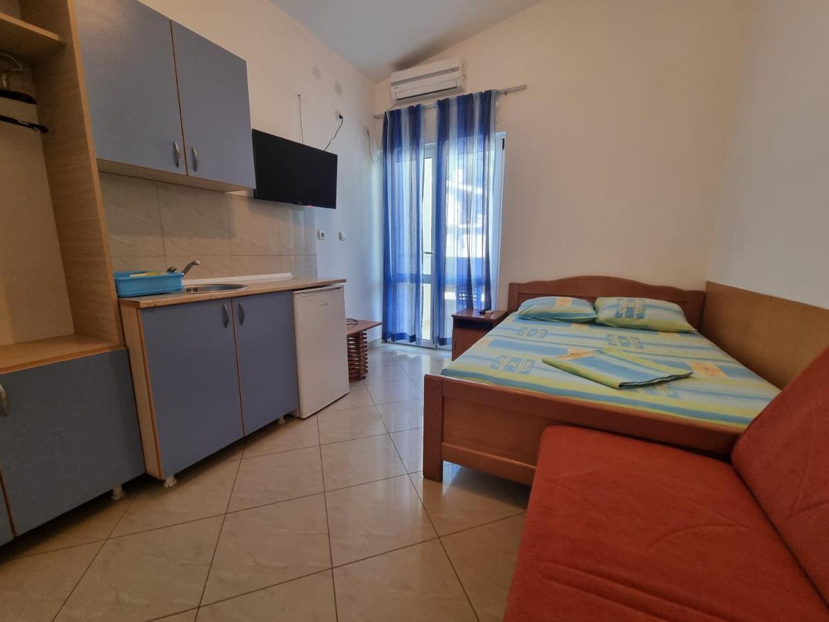 Triple Room with Terrace