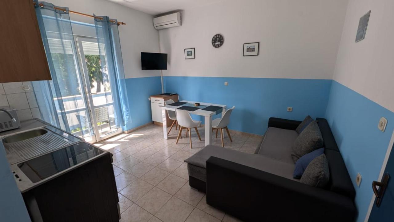Studio with Balcony