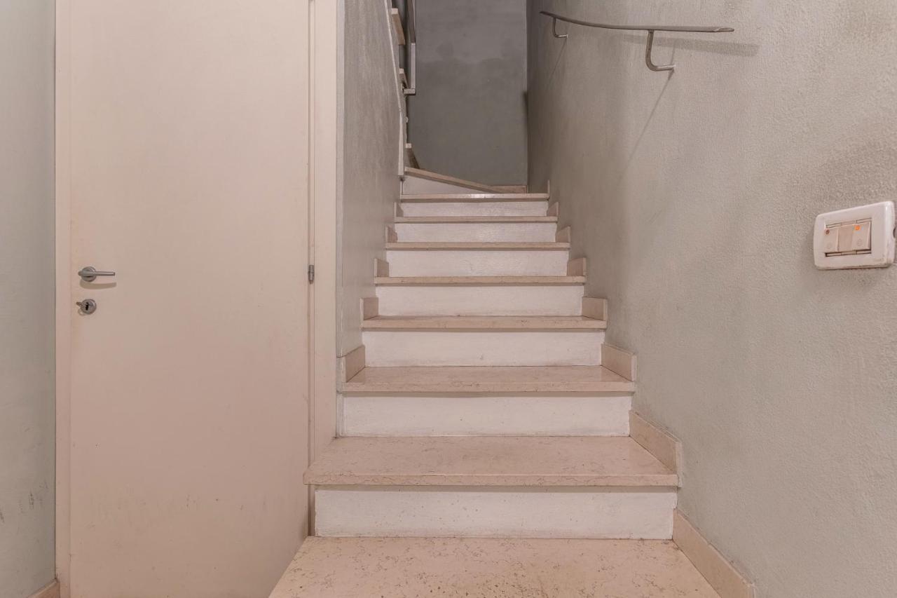 Ferrara Center Bi-Level Beauty Apartment - B&B