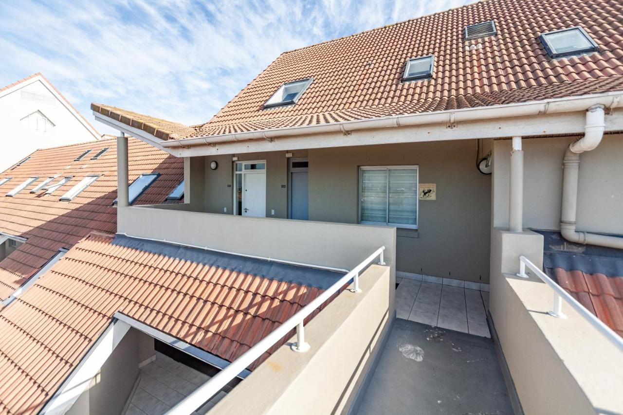 Luxury Private Beachfront 2 bedroom Dolphin Apartment, Blouberg, Cape Town - Chambres d’hôtes Bloubergstrand