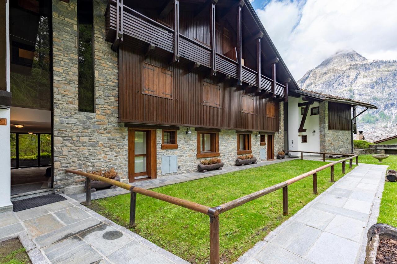 Plan Gorret Beautiful Flat In Courmayeur - B&B