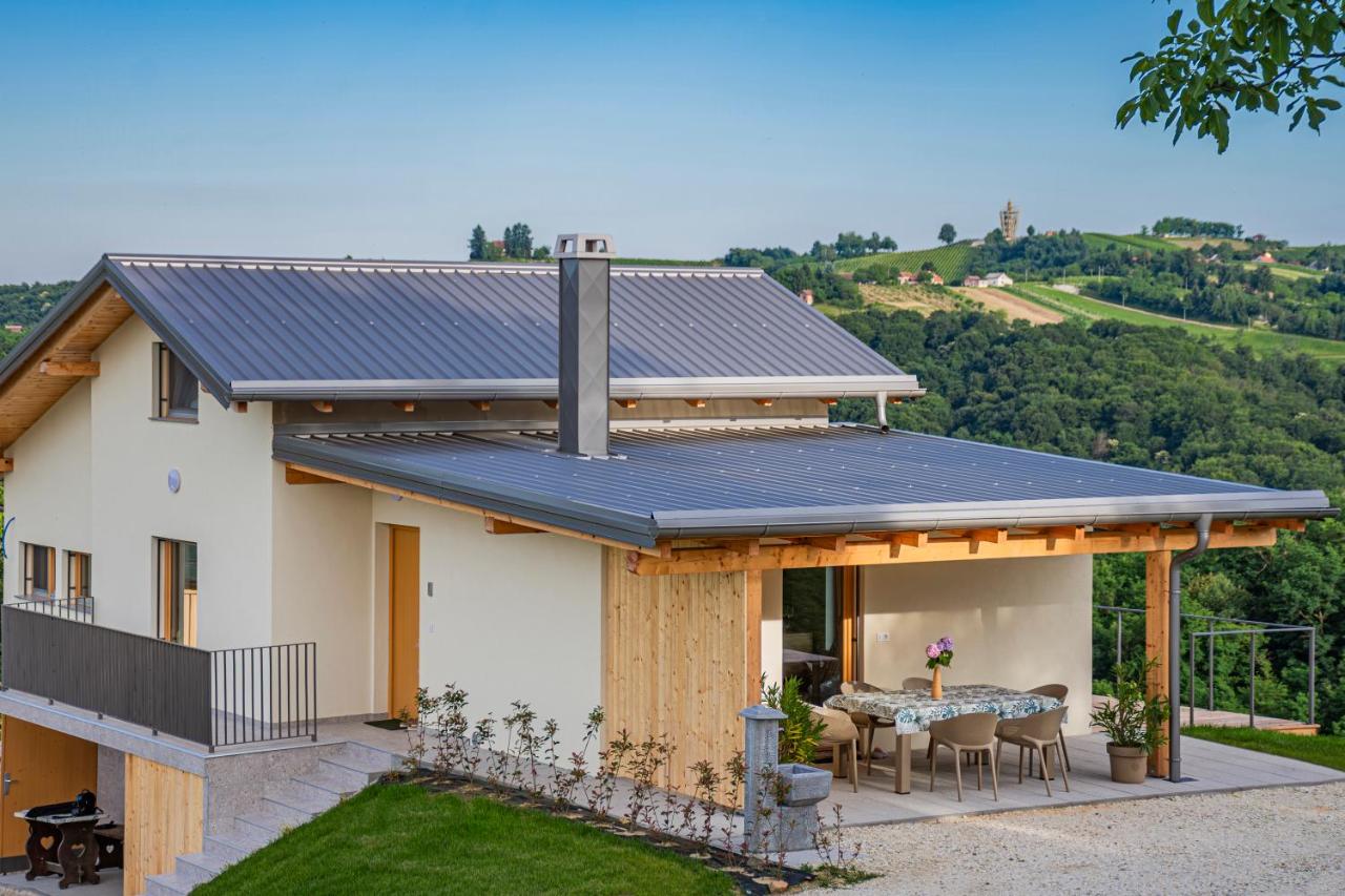 Wellness Počitniška hiša Manja - B&B