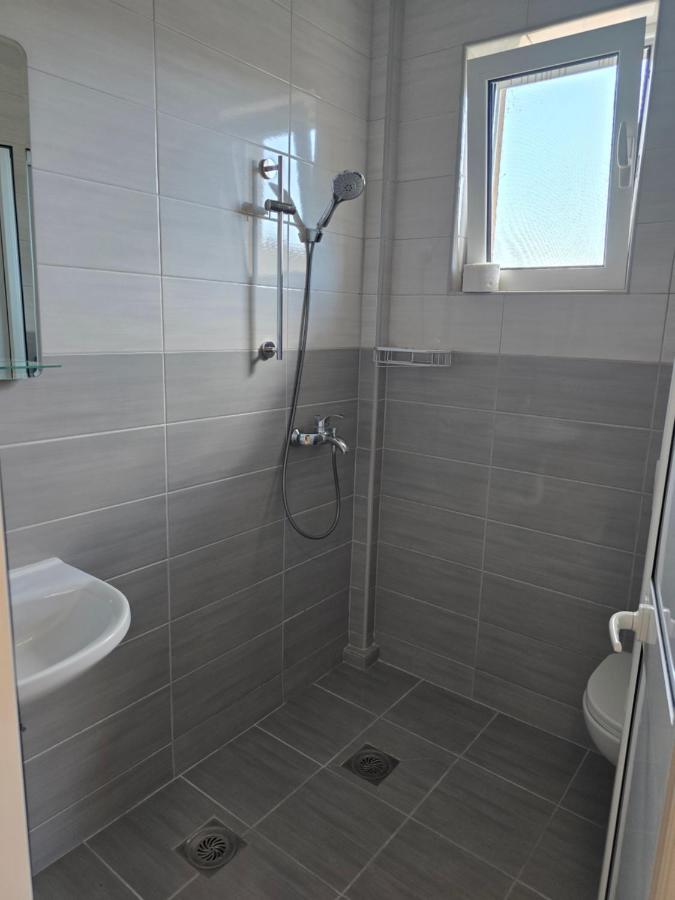 Deluxe Double Room with Shower