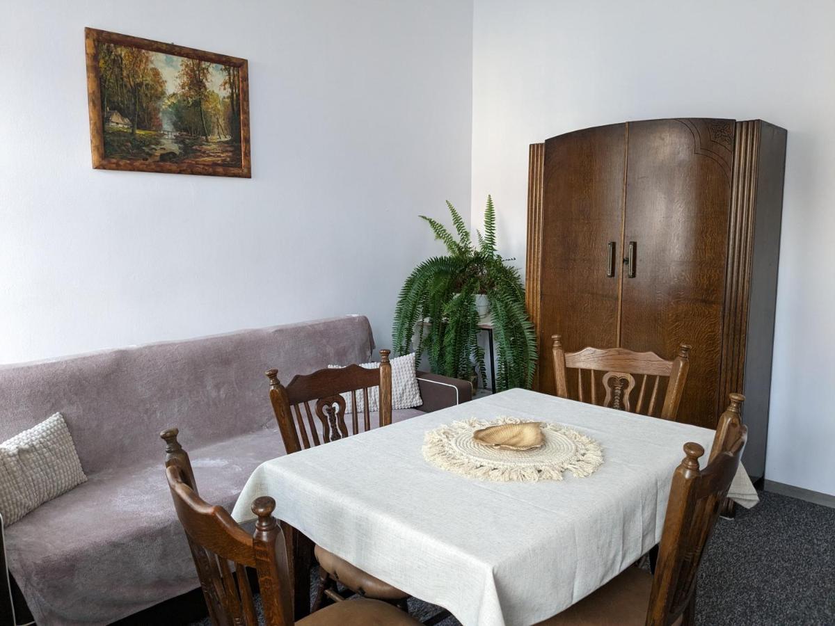 Apartament na Klodzkiej - Bed and Breakfast