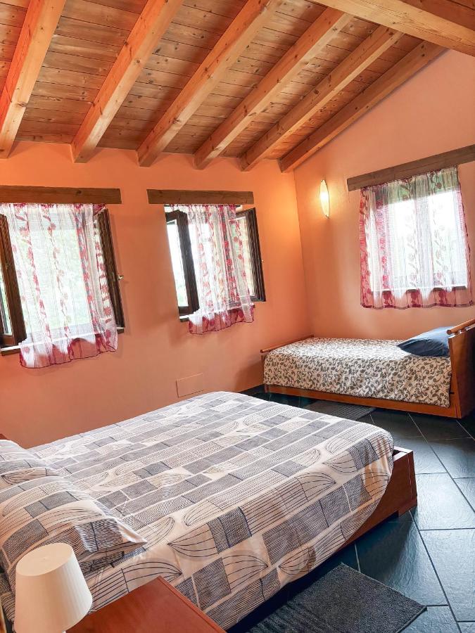 Dreibettzimmer mit eigenem Bad