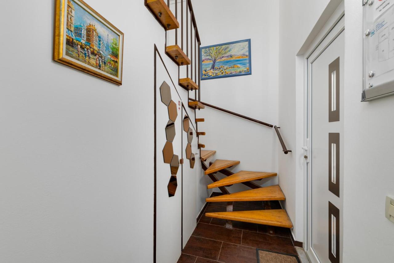 Villa ZaVaLa Brzac - B&B