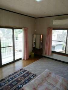 Superior Room with Shared Bathroom
